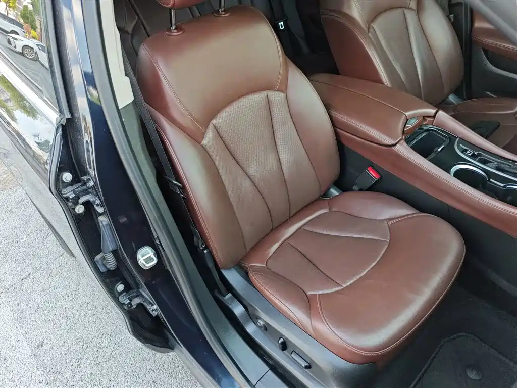 Envision Plus 2021 532T two-wheel drive luxury model купить на сайте DeffCars