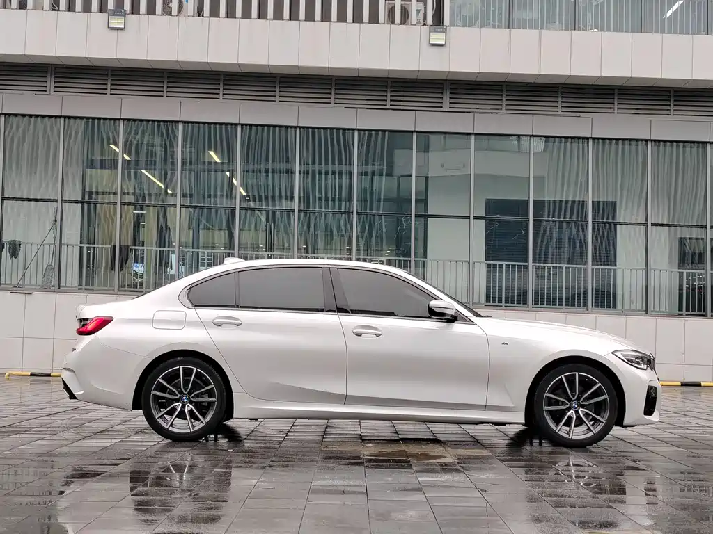 BMW 3 Series 2022 facelift 325Li M Sports Package купить на сайте DeffCars