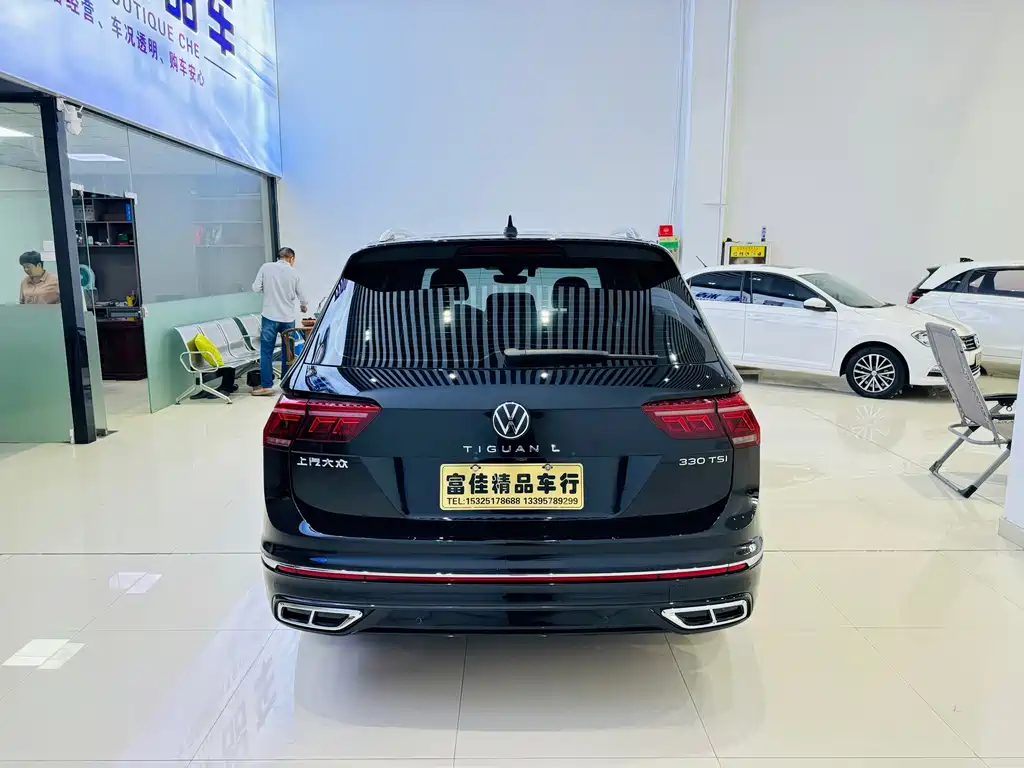 Tiguan L 2023 330TSI automatic two-wheel drive R-Line version купить на сайте DeffCars