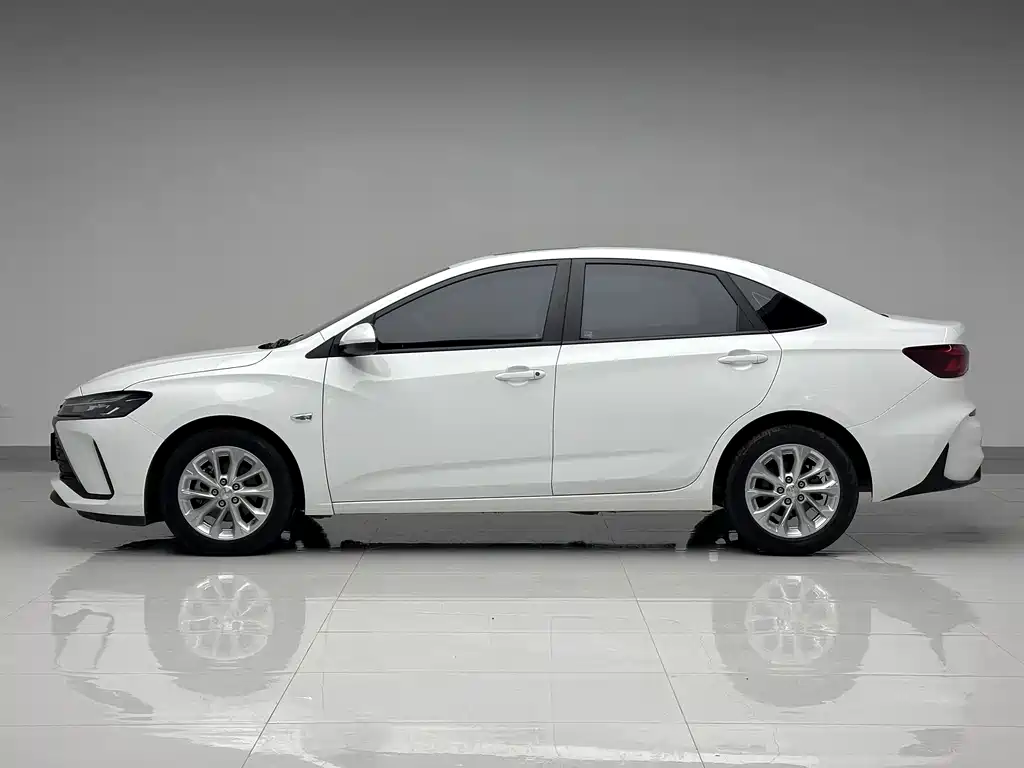 Cruze 2023 1.5L dual-clutch enjoyment version купить на сайте DeffCars