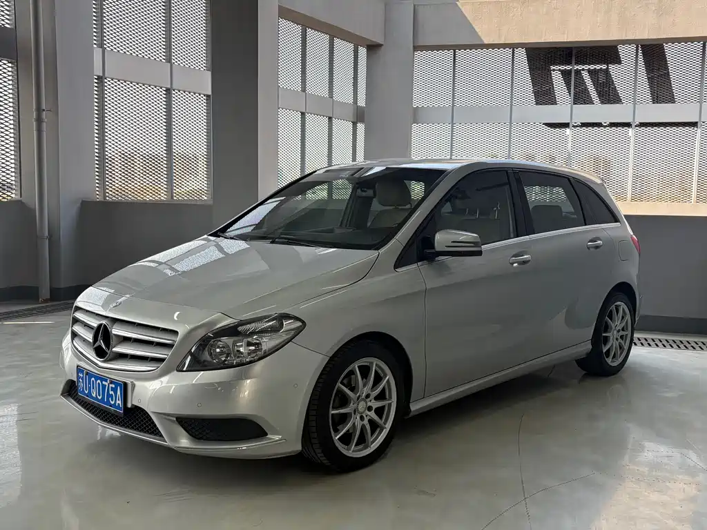 Mercedes-Benz B-Class 2012 B 180 купить на сайте DeffCars