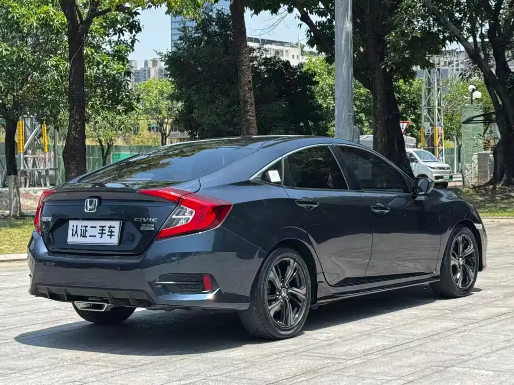 Civic 2019 220TURBO CVT combustion version National V купить на сайте DeffCars