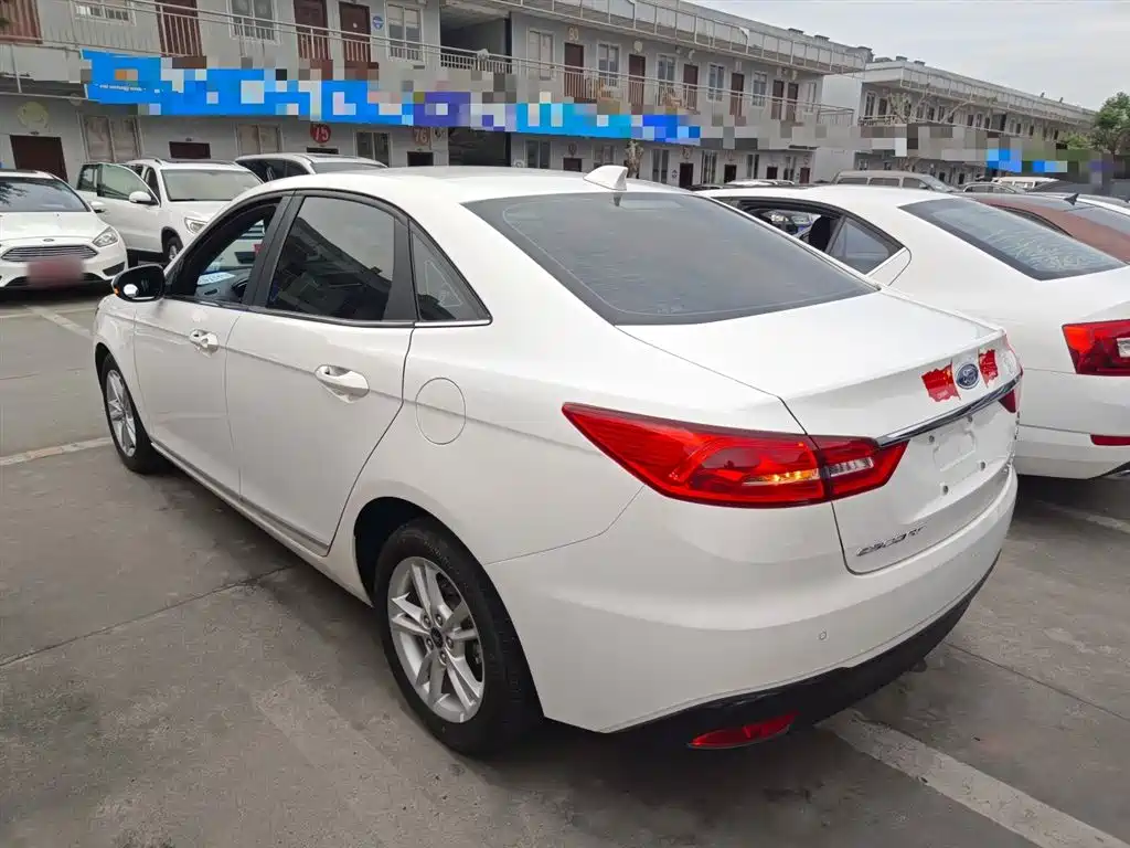 Forex 2019 facelift 1.5L automatic enjoyment type National VI купить на сайте DeffCars