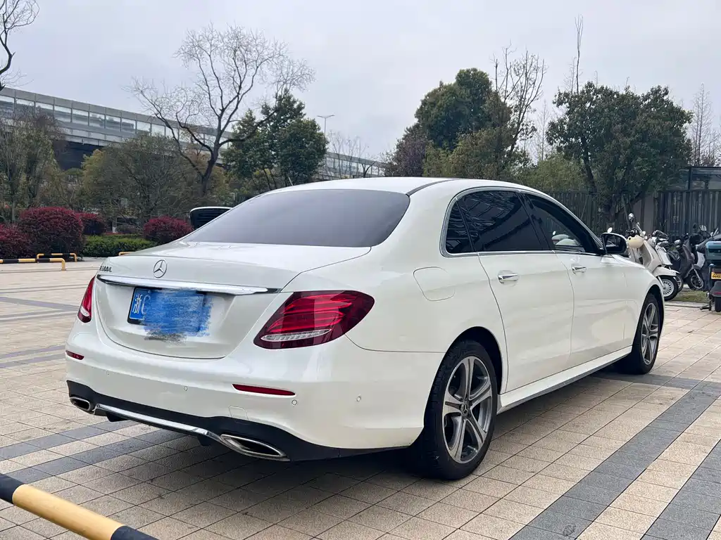Mercedes-Benz E-Class 2018 facelift E 200 L sporty купить на сайте DeffCars