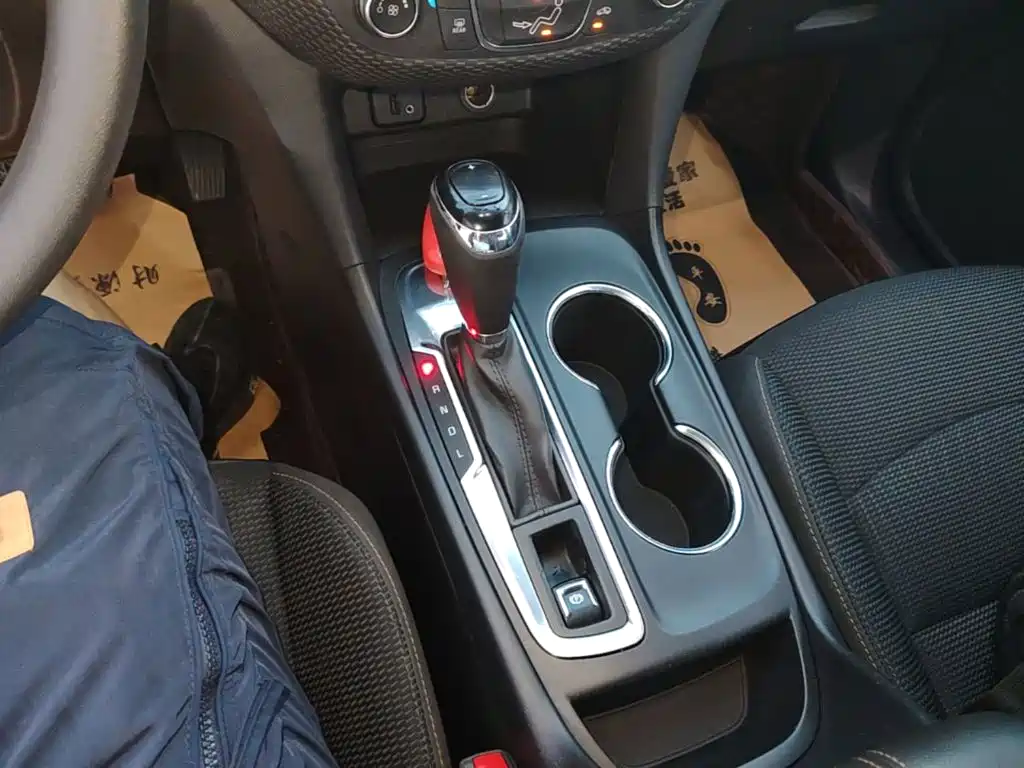 Equinox 2018 535T automatic Territory version купить на сайте DeffCars