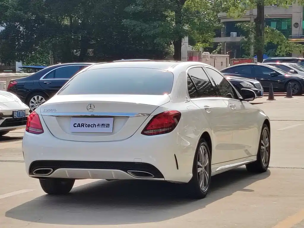 Mercedes-Benz C-Class 2018 C 200 L Sports Edition купить на сайте DeffCars