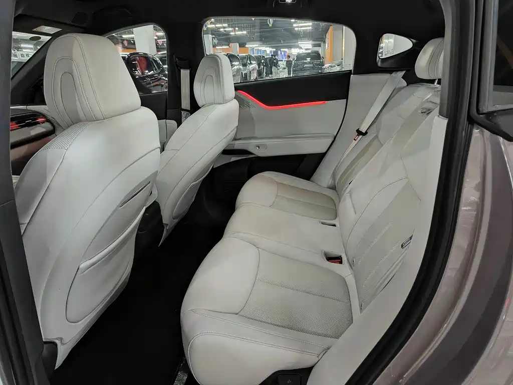 Xpeng G6 2025 model 625 long battery life Max flagship version купить на сайте DeffCars