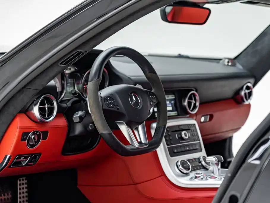 Mercedes SLS-Class AMG 2011款 SLS купить на сайте DeffCars