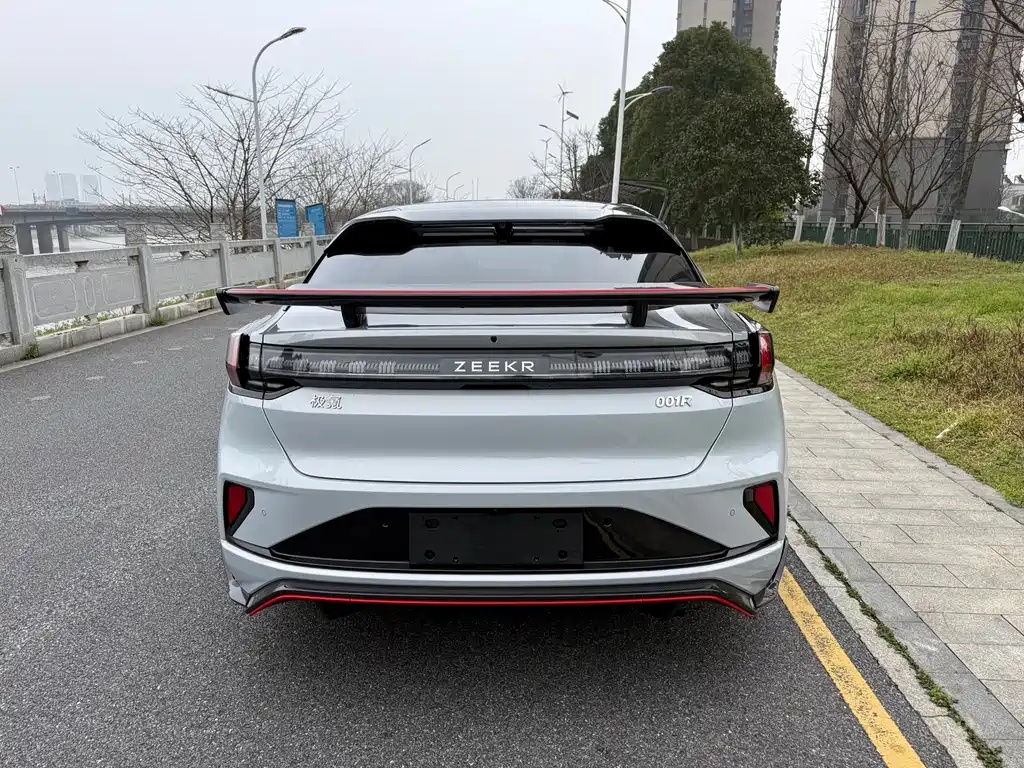 Jikrypton 001 FR 2023 FR version 100kWh купить на сайте DeffCars