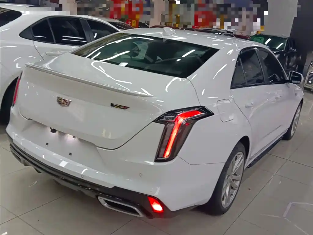 Cadillac CT4 2022 28T Fashion Model купить на сайте DeffCars