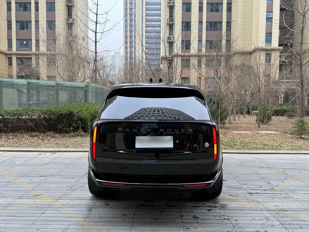 Range Rover 2023 3.0 L6 400PS Model Extended Edition купить на сайте DeffCars