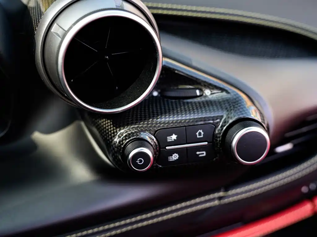 Ferrari F8 2020 Spider 3.9T V8 купить на сайте DeffCars