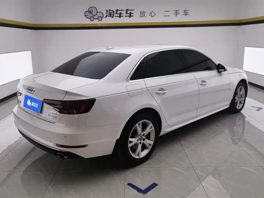 Audi A4L 2018 30th Anniversary Model 40 TFSI Enterprising купить на сайте DeffCars