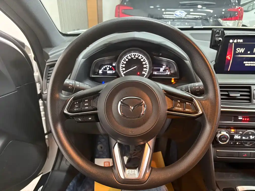 Mazda CX-4 2021 2.0L automatic two-wheel drive Blue Sky Exploration Edition купить на сайте DeffCars
