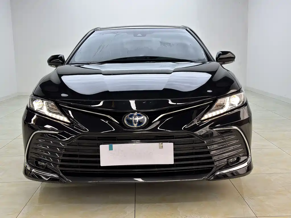 Camry 2023 Dual Engine 2.5HGVP Leading Edition купить на сайте DeffCars