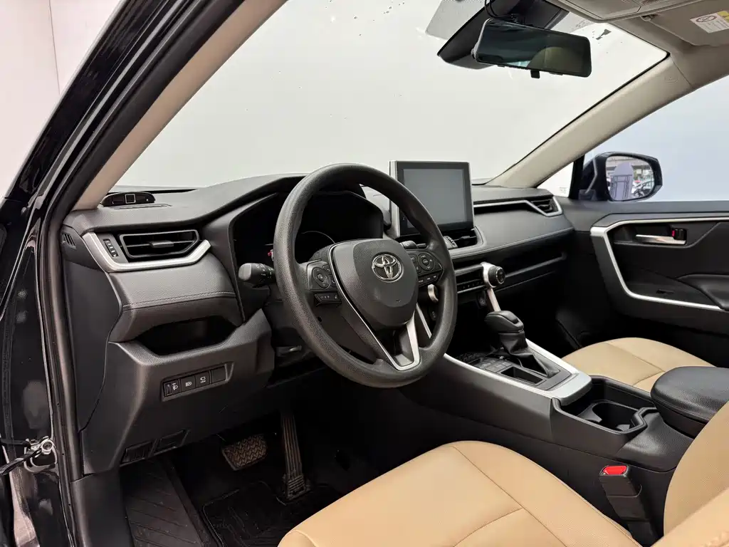 RAV4 Rongfang 2021 2.0L CVT two-wheel drive fashion version купить на сайте DeffCars