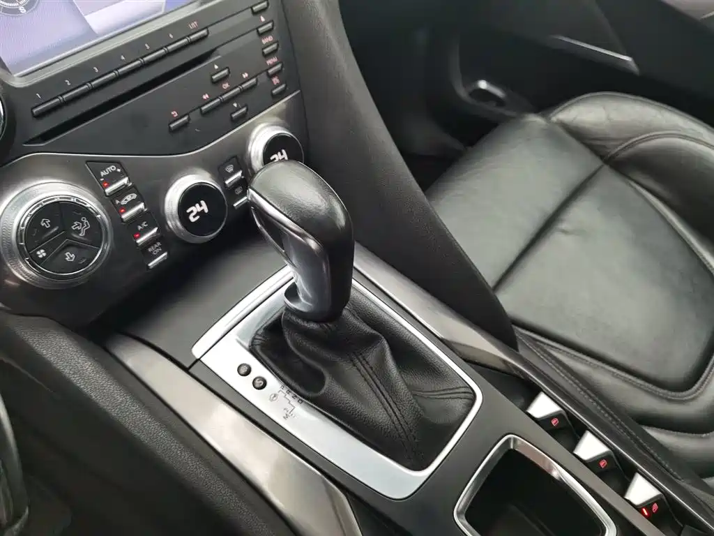 DS 5 2014 1.6T elegant version THP160 купить на сайте DeffCars