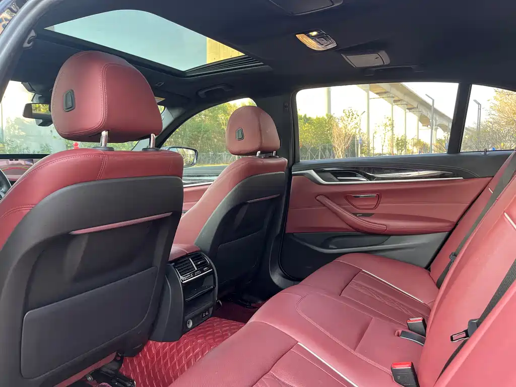 BMW 5 Series 2022 facelift 525Li M Sports Package купить на сайте DeffCars