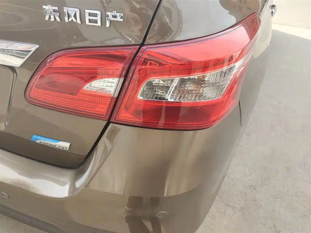 Sylphy 2018 1.6XV CVT Exclusive Edition купить на сайте DeffCars