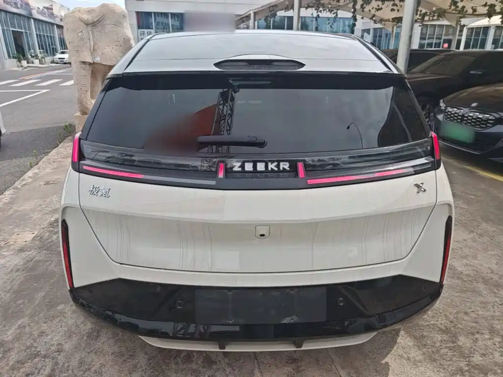 Jikrypton X 2025 five-seater rear-wheel drive version купить на сайте DeffCars