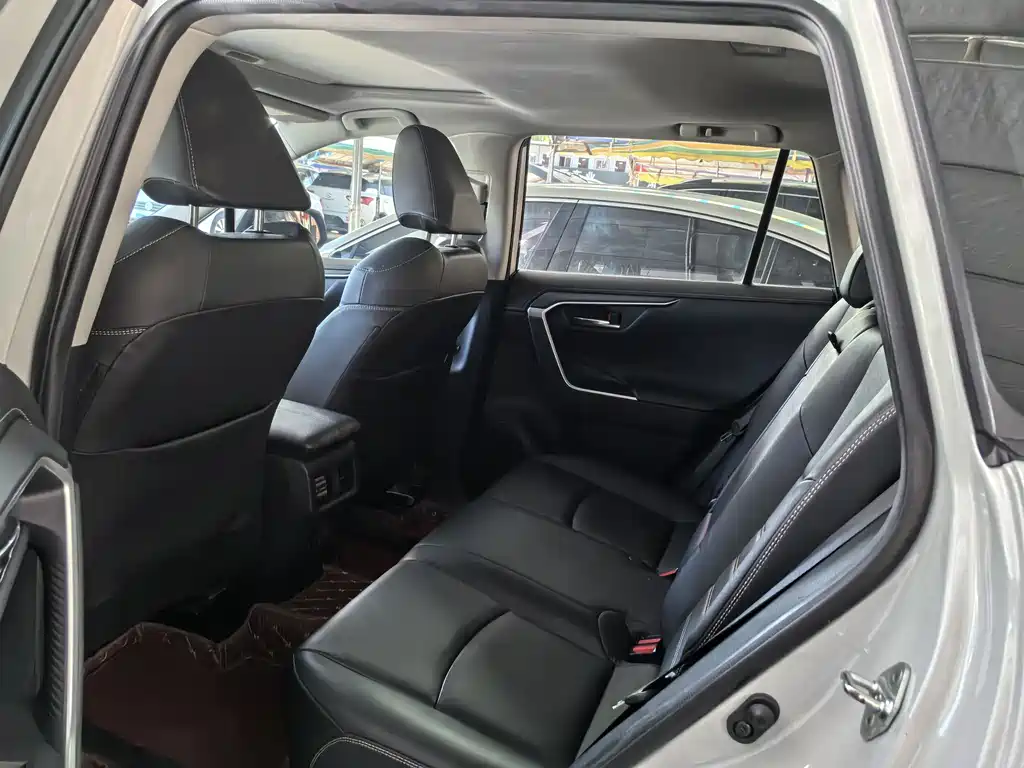 RAV4 Rongfang 2021 2.0L CVT four-wheel drive fashion PLUS version купить на сайте DeffCars