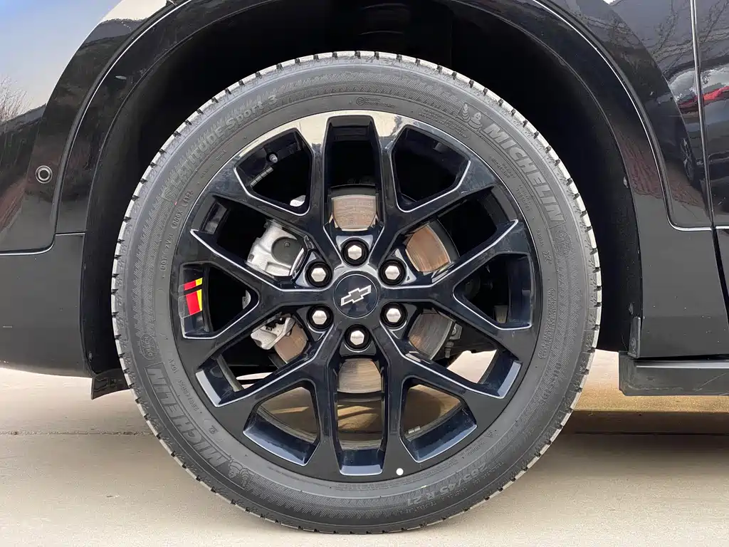 Trailblazer 2022 mild hybrid 650T RS Twin-Clutch four-wheel drive 7-seat engine version купить на сайте DeffCars