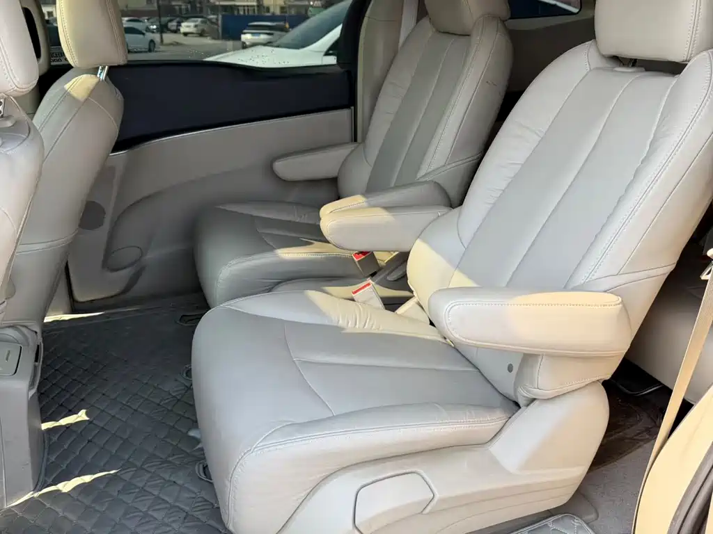 Buick GL8 2017 25S luxury model National V купить на сайте DeffCars