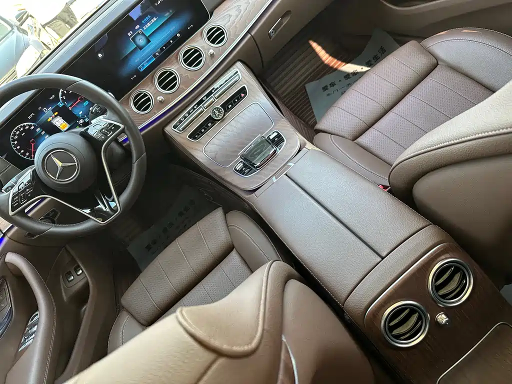 Mercedes-Benz E-Class New Energy 2022 facelift E 350 e L plug-in hybrid sedan купить на сайте DeffCars