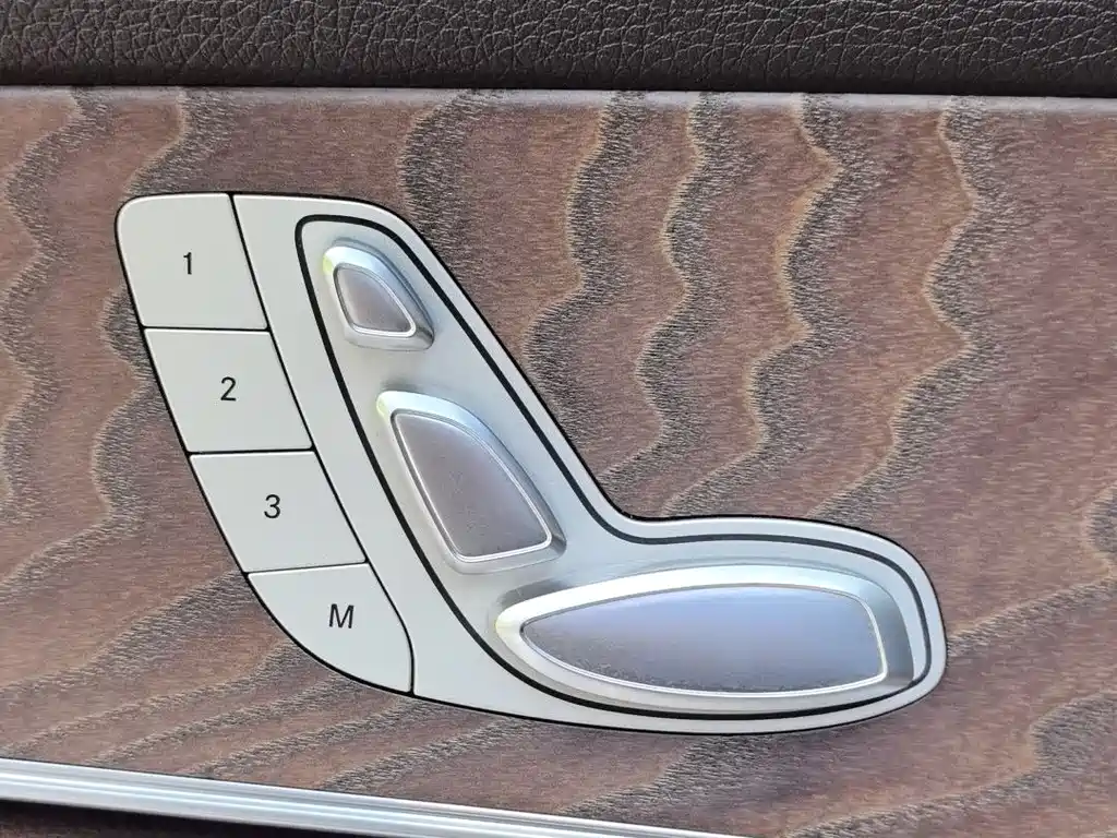 Mercedes-Benz E-Class 2023 E 300 L Luxury Model купить на сайте DeffCars