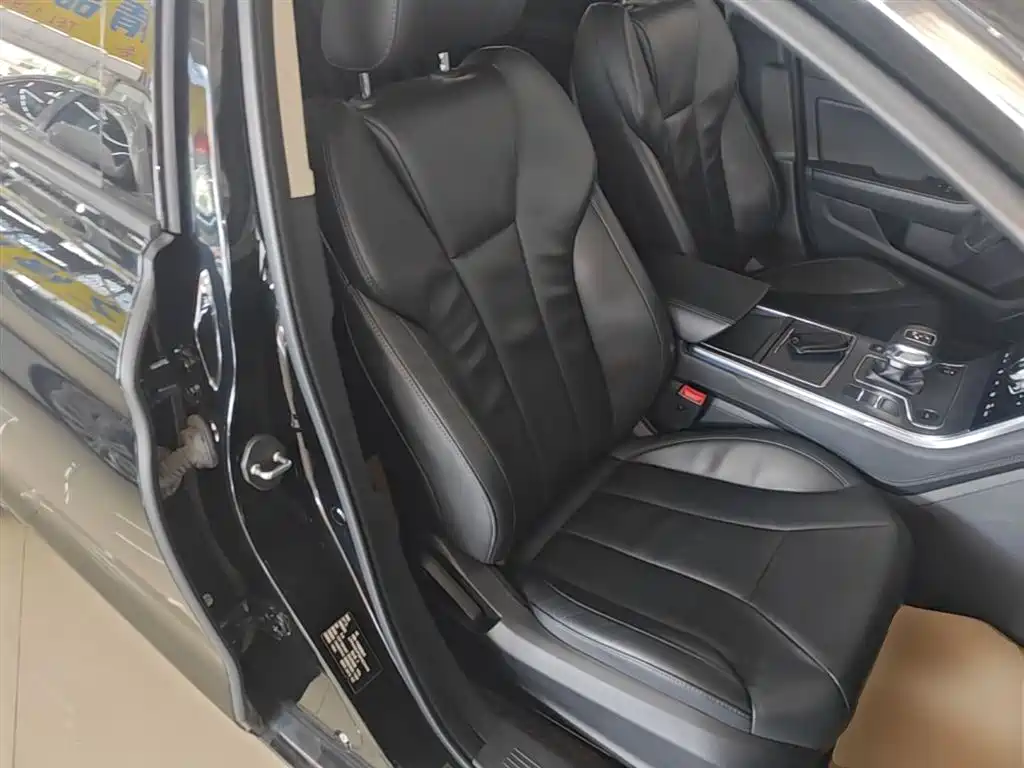 Hongqi H5 2022 Classic 1.5T DCT Flag Rhyme Edition купить на сайте DeffCars