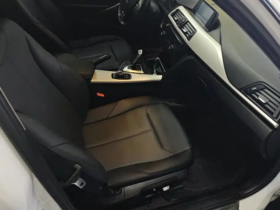 BMW 3 Series 2015 320Li Fashion Model купить на сайте DeffCars