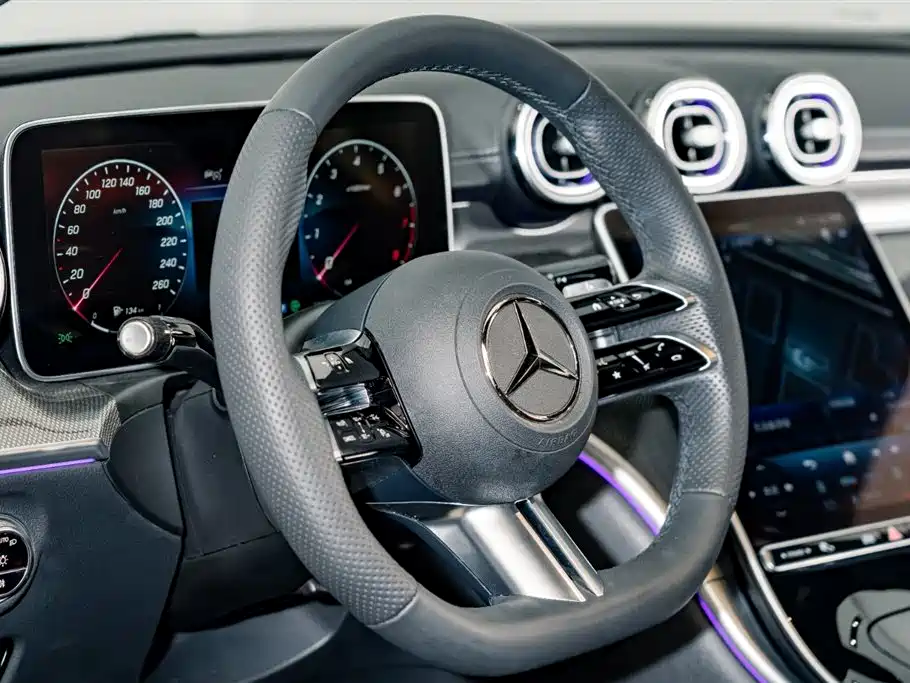 Mercedes-Benz C-Class 2023 facelift C 260 L sports version купить на сайте DeffCars