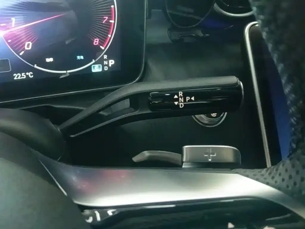 Mercedes-Benz C-Class 2024 C 200 L Sports Edition купить на сайте DeffCars