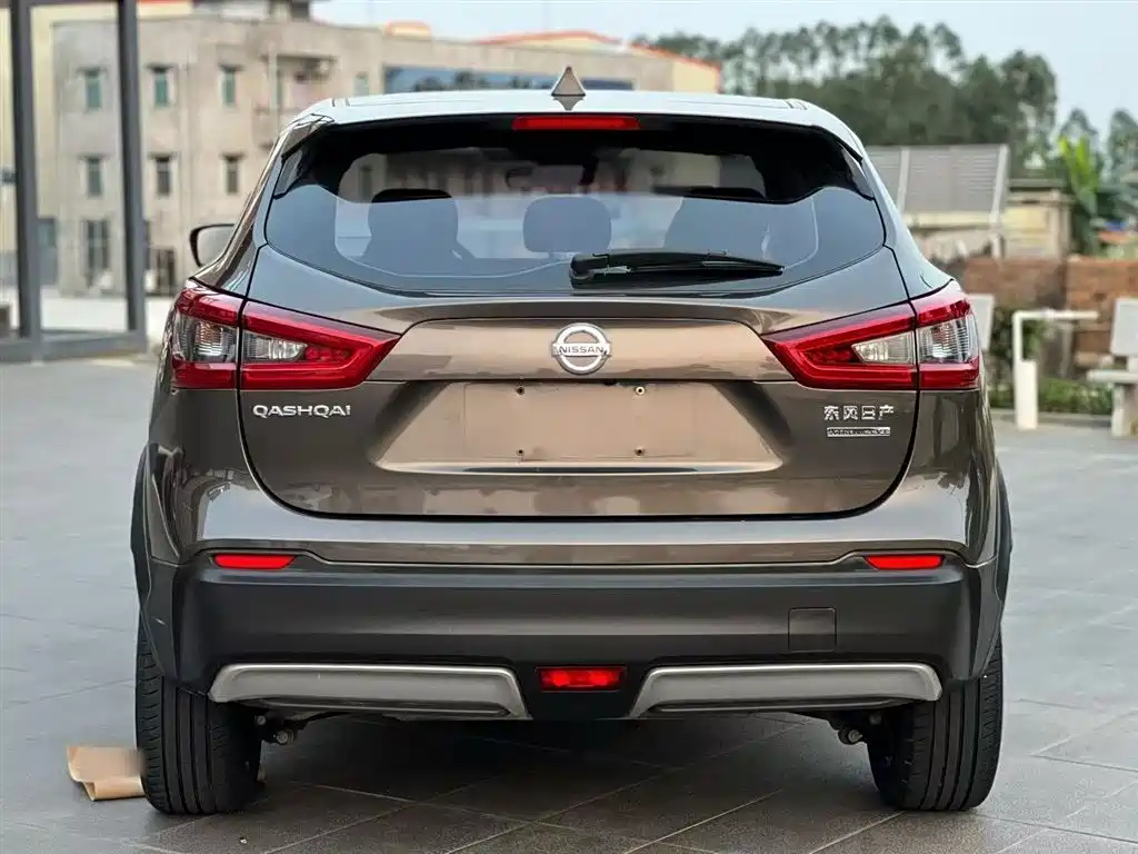 Qashqai 2019 2.0L CVT Deluxe Edition купить на сайте DeffCars