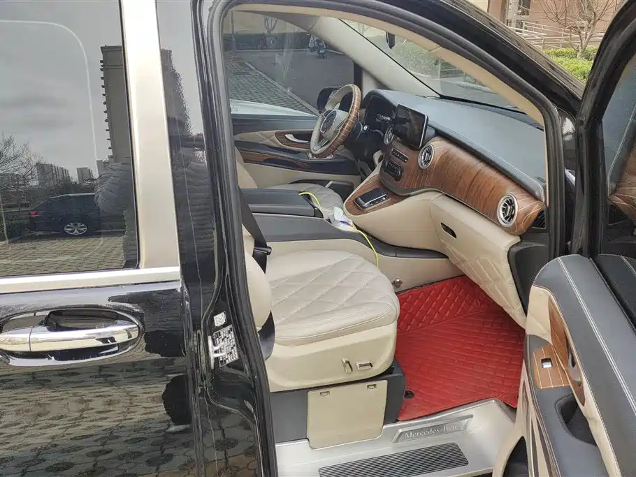 Vito 2020 2.0T Elite Edition 7 seats купить на сайте DeffCars