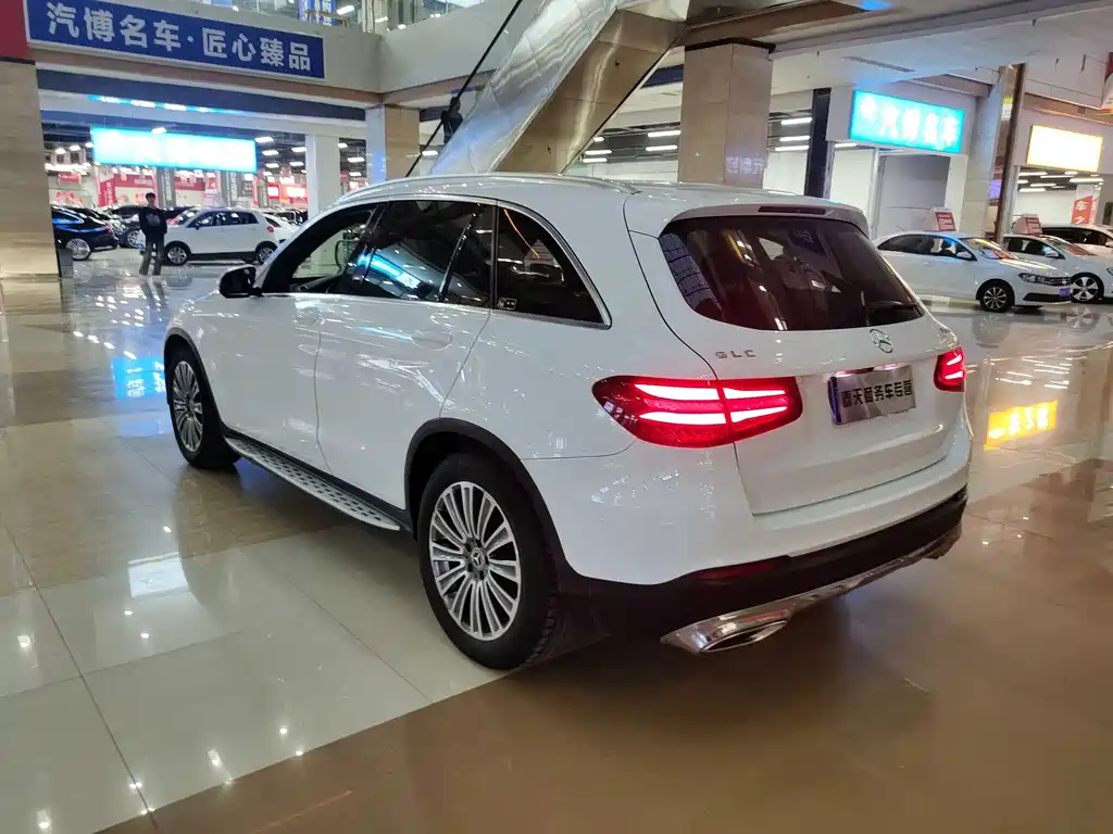 Mercedes-Benz GLC 2017 GLC 200 4MATIC купить на сайте DeffCars