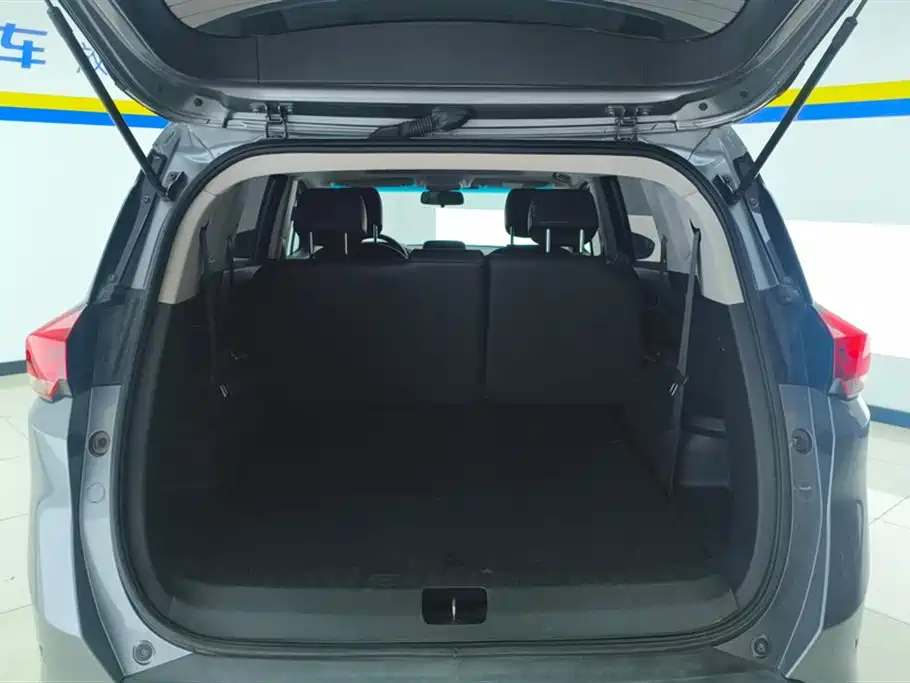 Volando 2018 Redline 530T Automatic Enjoyment Edition (5+2 models) National V купить на сайте DeffCars