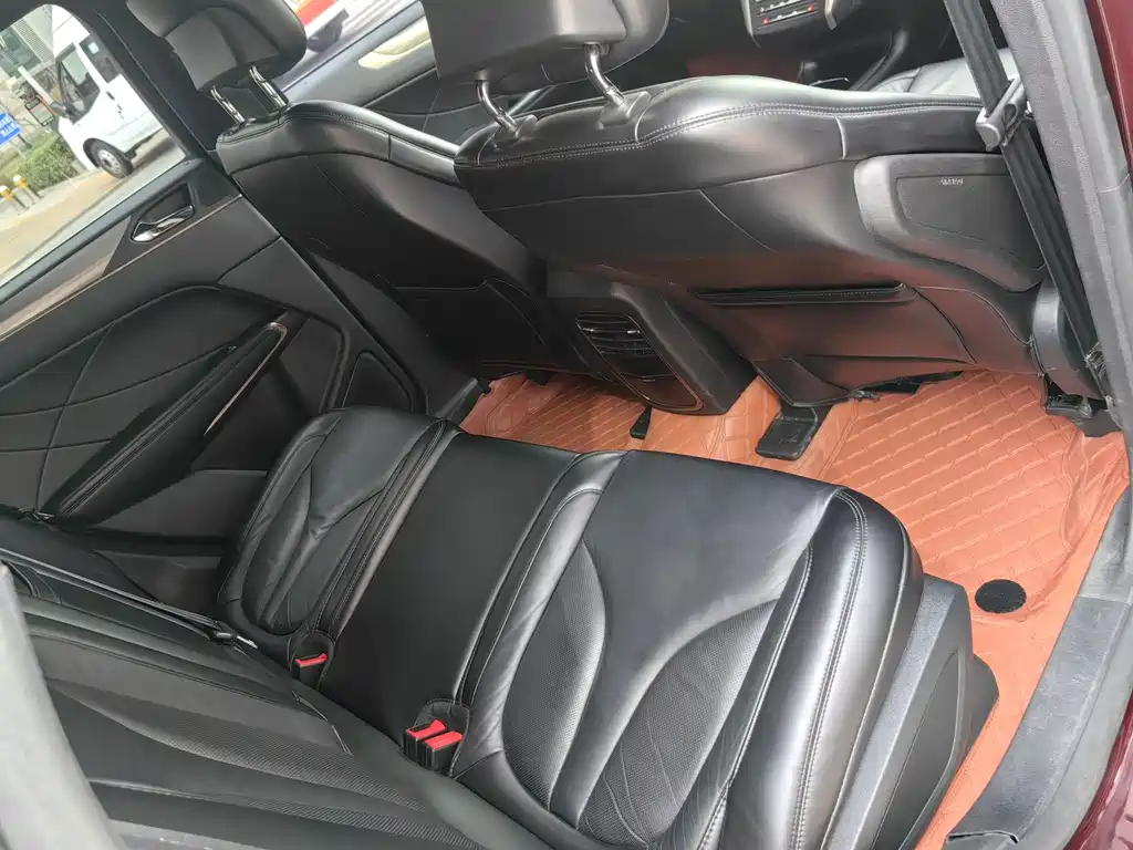 Lincoln MKC 2017 2.0T 2WD Exclusive Edition купить на сайте DeffCars