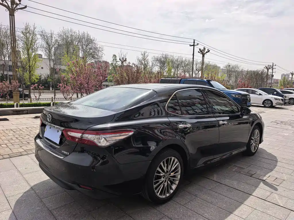 Camry 2018 Shuangqing 2.5HG Deluxe Edition купить на сайте DeffCars