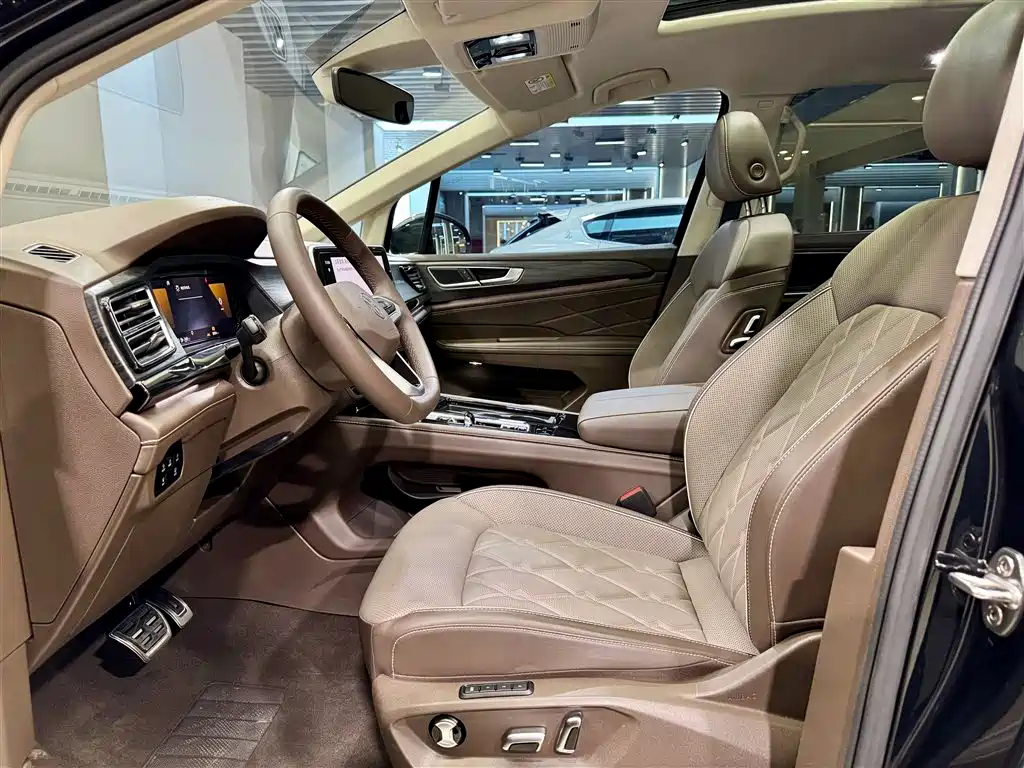 Weiran 2024 380TSI Premium Edition купить на сайте DeffCars