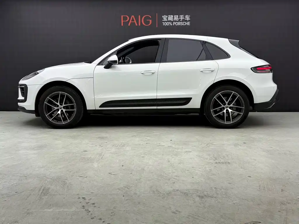 Macan 2024 Macan 2.0T купить на сайте DeffCars