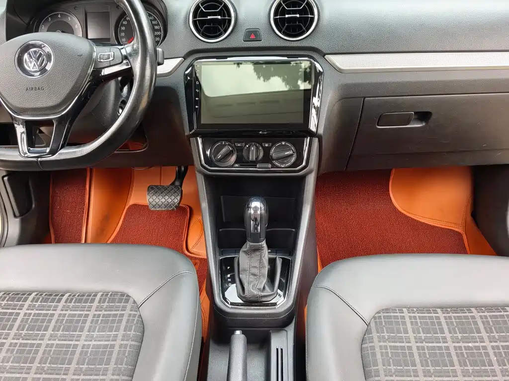 Jetta 2019 Dream Edition 1.5L Automatic Comfort Type купить на сайте DeffCars