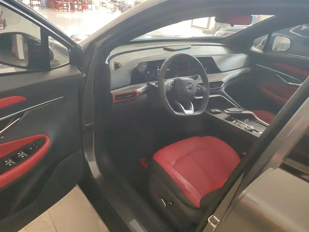 Changan UNI-T 2020 1.5T premium model купить на сайте DeffCars