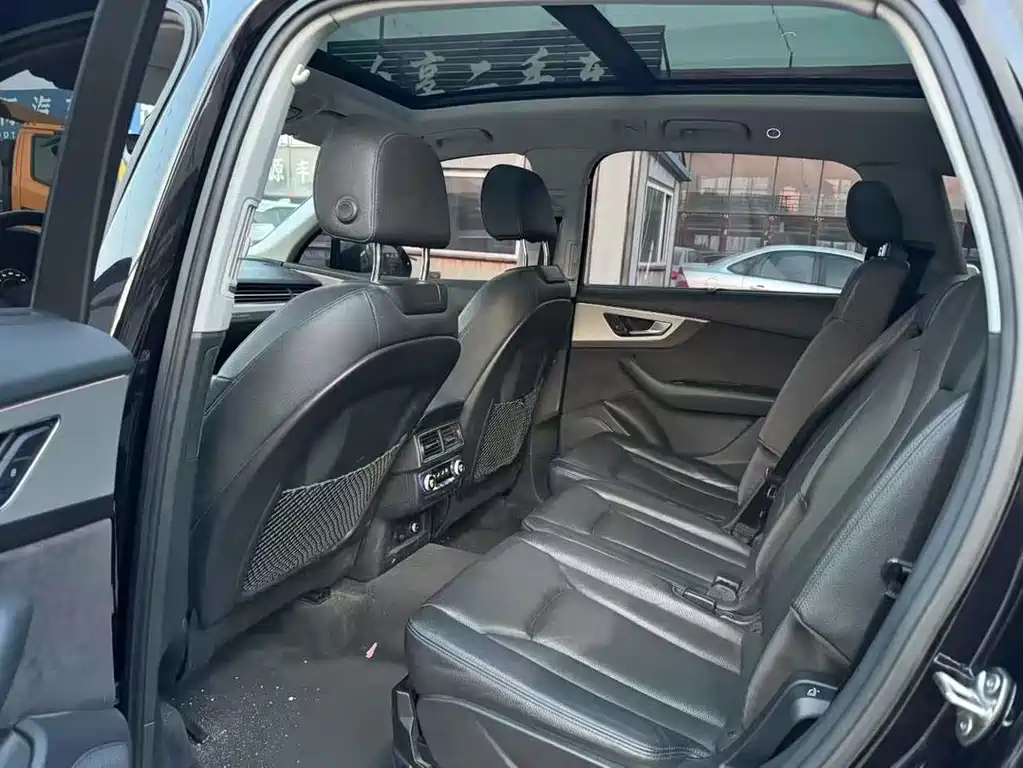 Audi Q7 2018 40 TFSI comfort type купить на сайте DeffCars