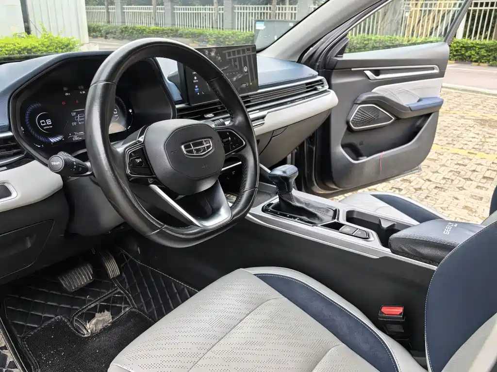 Emgrand 2022 4th generation 1.5L CVT flagship model купить на сайте DeffCars