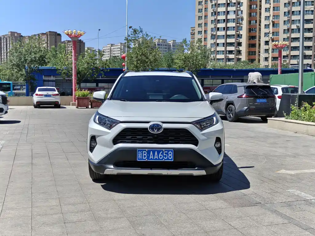 RAV4 2020 dual engine 2.5L E-CVT four-wheel drive elite PLUS version купить на сайте DeffCars