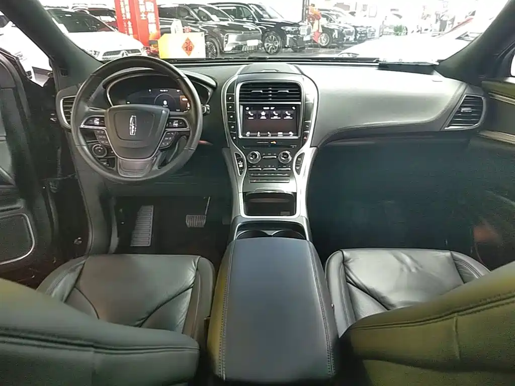 Voyager imported 2019 2.0T two-wheel drive exclusive version, National VI купить на сайте DeffCars