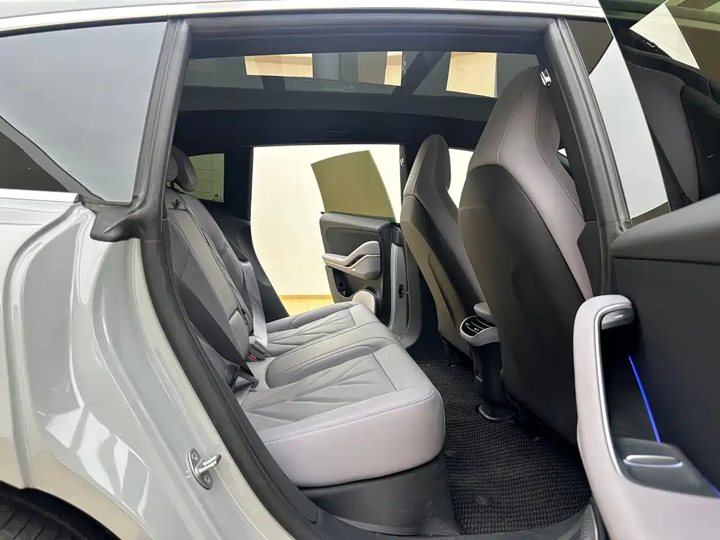 NIO ET5T 2025 75kWh Touring купить на сайте DeffCars