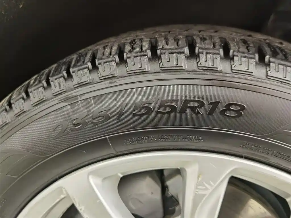 Cadillac XT4 2021 28T two-wheel drive technology купить на сайте DeffCars