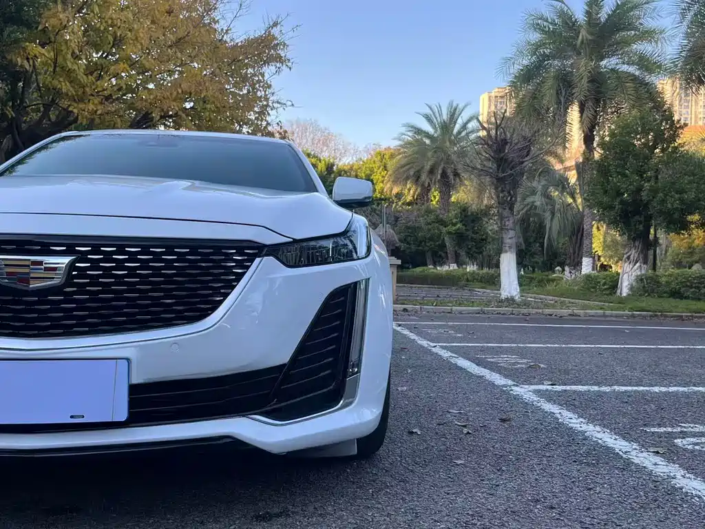 Cadillac CT5 2021 28T luxury model купить на сайте DeffCars